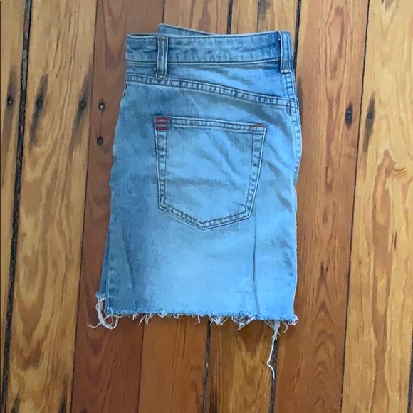 Urban Outfitters light wash denim skirt - Picture 2 of 4